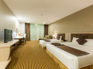 Khách sạn Mường Thanh Luxury Khánh Hòa - Phòng Deluxe Family Triple ( 3 người lớn)